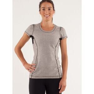 Lululemon Star Runner Short Sleeve Womens 2/4 Striped Heathered Black Ruffle